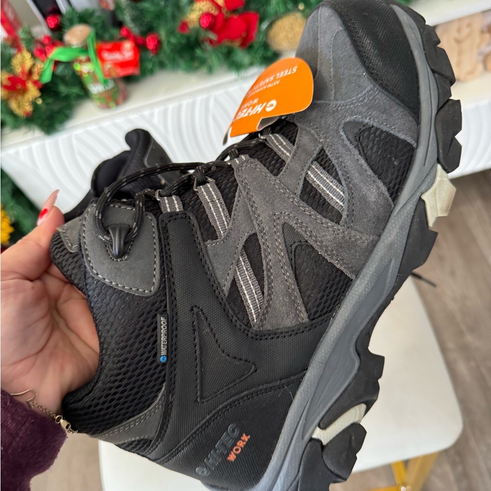 HI-TEC Ravus mid hiking boots ✨ - Picture 6 of 14